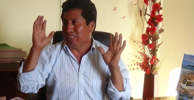 El alcalde del distrito de Culebvras, Cavino Cautivo, es otra víctima de los extorsionadores, que le exigen el pago de 150 mil soles.