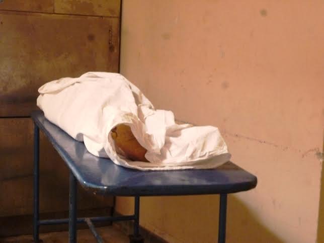 Brayan Carhuajulca Crisanto de 22 años llegó cadáver al Hospital La Caleta.