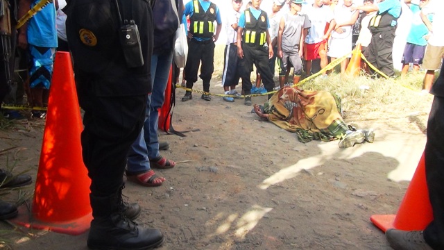 Charlie Adrianzén Bedón de 19 años recibió dos balazos en el cuello y cinco en el tórax.