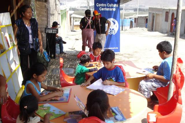 Organizaciones vecinales pueden solicitar visita de la biblioteca infantil a su comunidad.