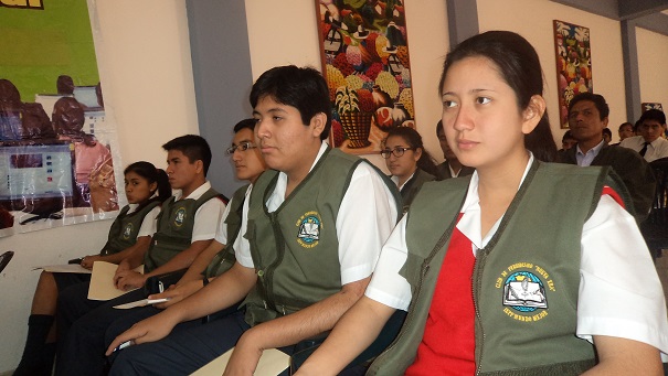 Alumnos de la IEP Mundo Mejor participan en Programa Escolar de Periodismo Digital 2013