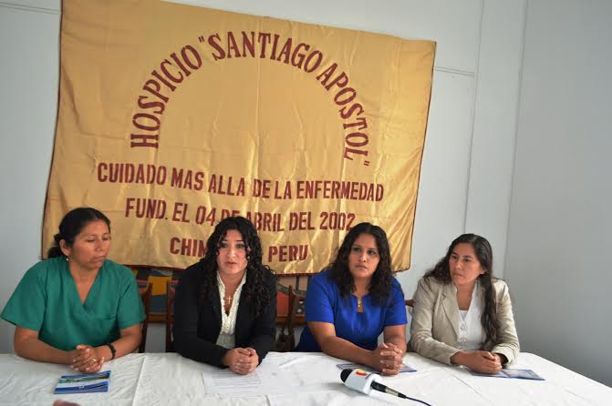 Colaboradoras del Hospicio Santiago Apóstol llaman a la solidaridad de los chimbotanos.