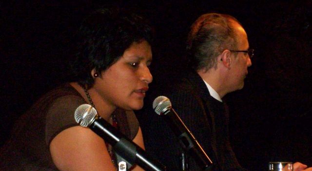 Joven poeta local Denisse Vega Farfán parte en una semana a China.
