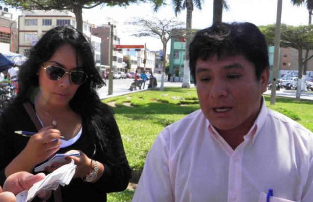 Abogado y familiares de agraviada protestan contra magistrada Liz Cotrina Giraldo.
