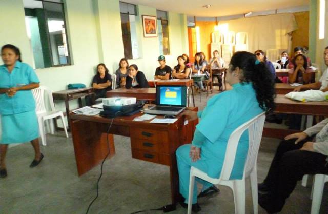 Sesión de Escuela de Líderes para el Desarrollo.