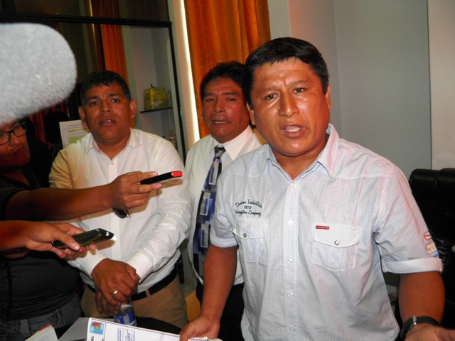 La policía allanó la vivienda de Rommel Meza Cerna, pero no lo halló. Ahora está en la clandestinidad