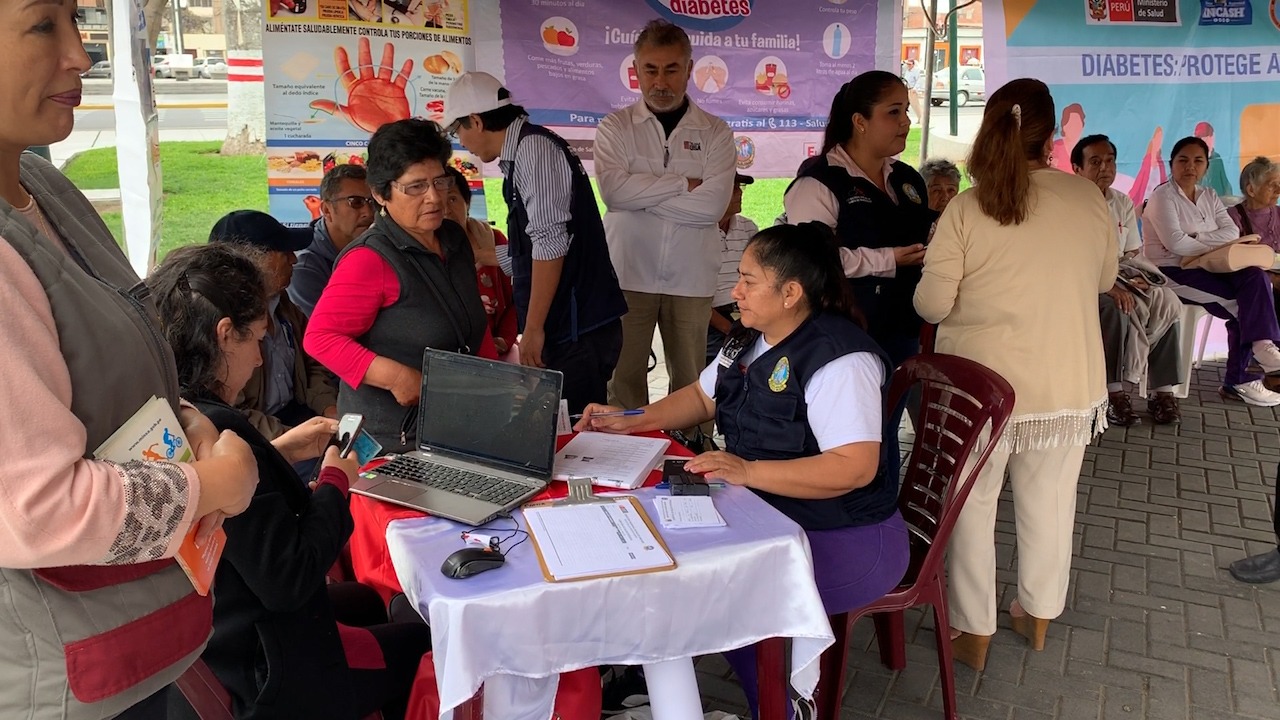 Chimbote: feria informativa y pruebas de tamizaje en el Día Mundial de Lucha contra la Diabetes - Diario Digital Chimbote en Línea