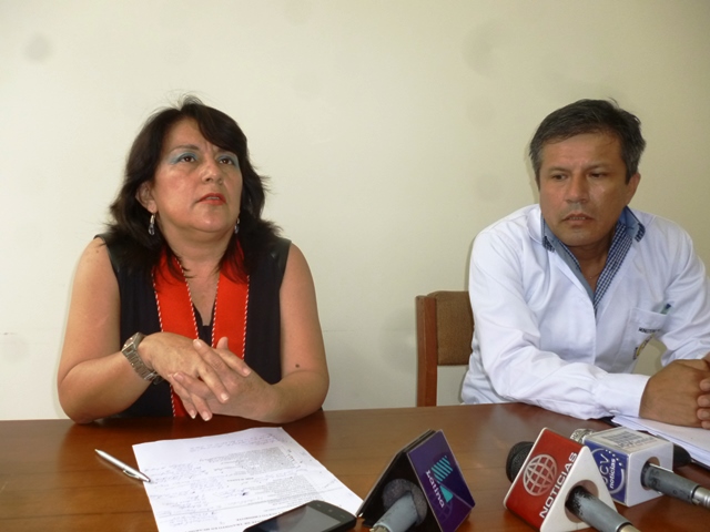 Fiscal Miriam Lucero Tamayo informó que a las 3.30 a.m. terminaron de entregar los 14 muertos en la morgue de Chimbote.