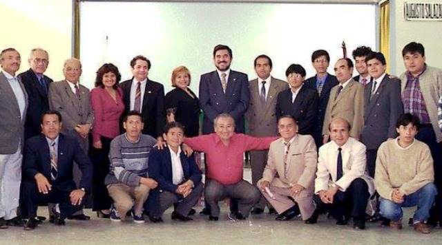 Don Alfredo López Aguilar es el tercero de la izquierda (De pie).