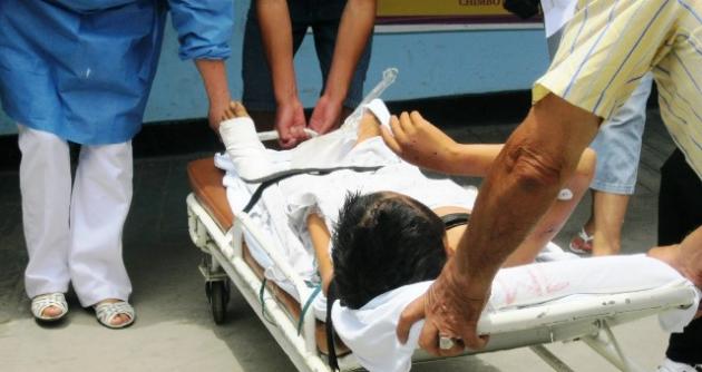 Uno de los agresores sería hijo del dirigente de construcción civil Modesto Mondragón.