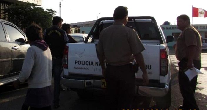 Inspectoría de Huaraz encontró a los policia de Huarmey alterando el kilometraje de la camioneta policial.
