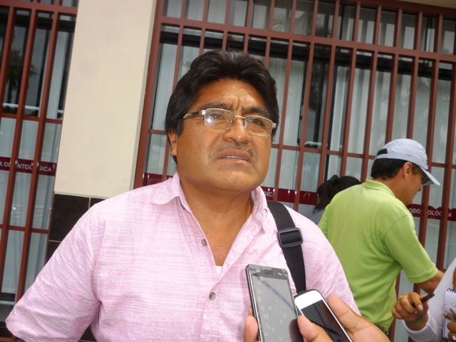 Carlos Sánchez contó que a su amigo le robaron entre 2 ó 3 mil soles, tras golpearlo para que revele la clave de su tarjeta de ahorros.