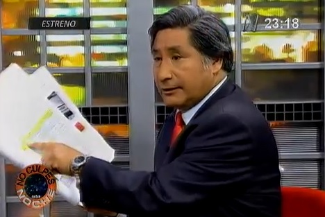 El congresista Modesto Julca mostró en el programa No Culpes a la Noche, las facturas de los pasajes de los 12 magistrados que viajaron a USA, pagados por el GRA.