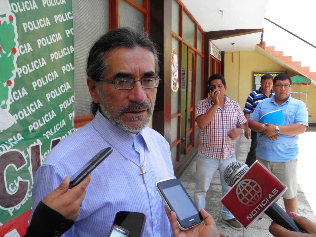 Waldo Ríos, a su salida del Departamento de Investigación Criminal de la Policía en Chimbote.