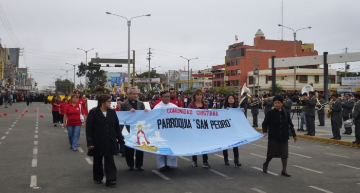 Parroquia San Pedro presente en desfile por San Pedrito.