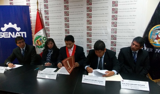 Firma de convenio entre Senati y Distrito Judicial en Áncash
