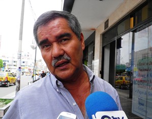 alcalde-de-santa-oscar-velarde