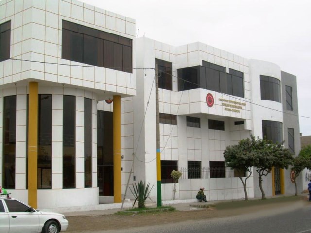 colegio-ingenieros-chimbote-fachada