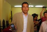 Dice que amenazas se producen luego de informar de las presuntas irregularidades en anterior gestión.