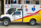 Camionetas pickup acondicionadas como ambulancias ponen en riesgo la vida de los pacientes.