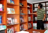 Fernando Cueto, el mayor novelista chimbotano, ganador del Copé de Oro en 2012, en La Resistencia.