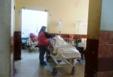 Maryori Reyes Rodríguez estuvo a punto de morir en esta cama de la sala de emergencias del Hospital La Caleta