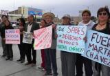 Familiares del caso campesinos de Santa participaron de plantón en plaza central.