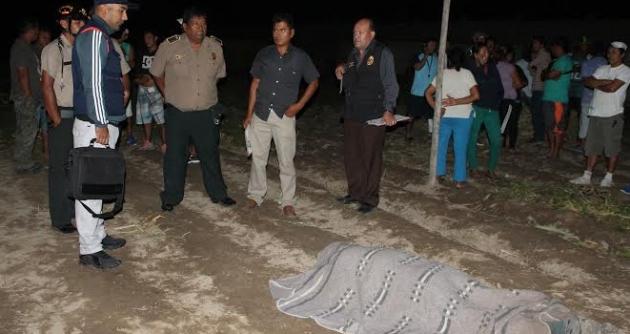 La violencia sigue incontrolable en la ciudad de Casma, donde anoche asesinaron a padre e hijo, en aprente ajuste de cuentas.