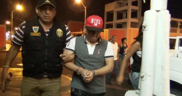 Russell Binci López Sánchez se encontraba escondido en una vivienda de la urbanización Casuarinas en Nuevo Chimbote.