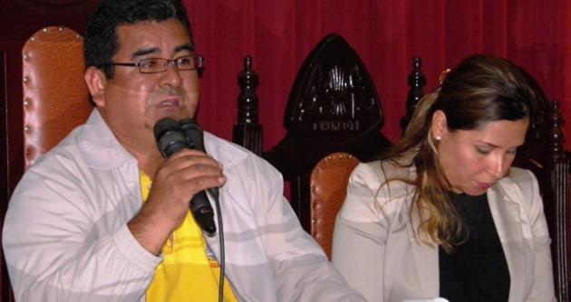 Decisión de suspender a Alvarez en el cargo se verá el 18 de octubre en Chimbote.