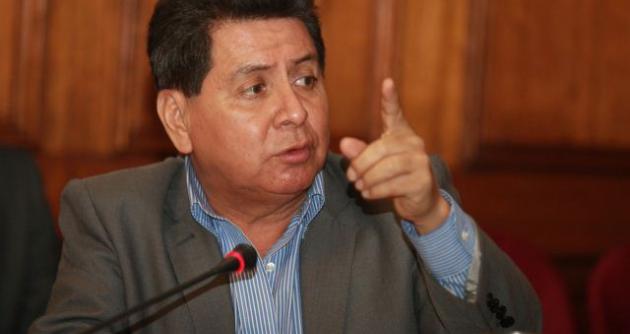 Congresista José León, miembro de la comisión parlamentaria que investiga a César Álvarez.