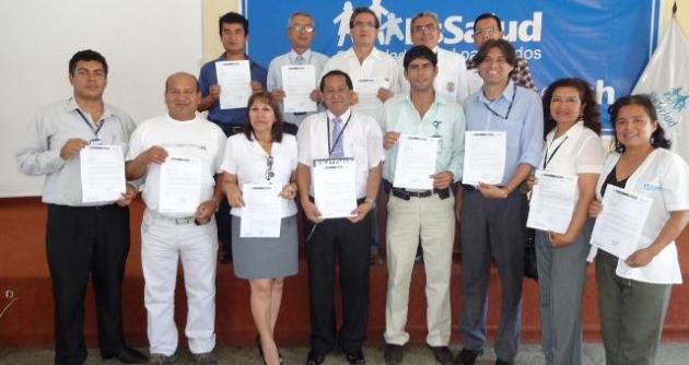 Personal del Hospital III de EsSalud en Chimbote.