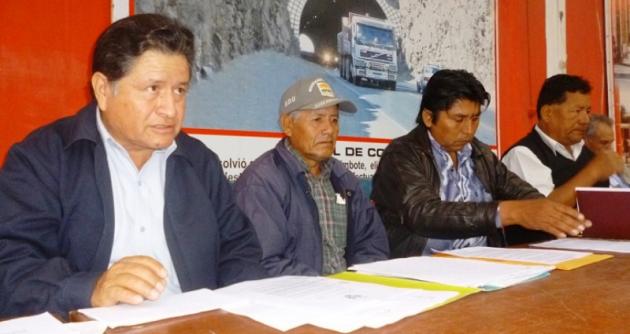 Los agricultores santeños se oponen rotundamente a integrarse en un consejo de la cuenca del río Santa con los agrarios de La Libertad. (Foto: Milton Palpa)