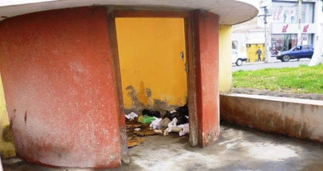 Los kioscos de la avenida Pardo tenían como fin mejorar el ornato. Foto: Milton Palpa