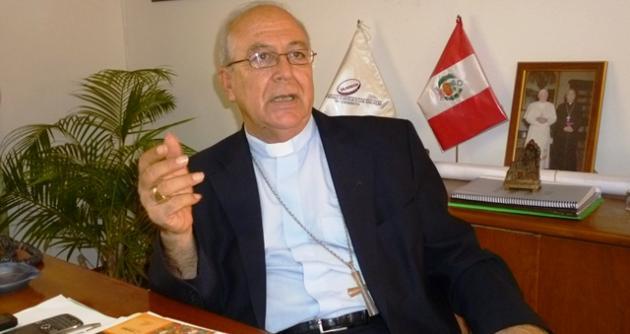 Obispo de Chimbote deja carta a su Vicario General antes de partir a España.