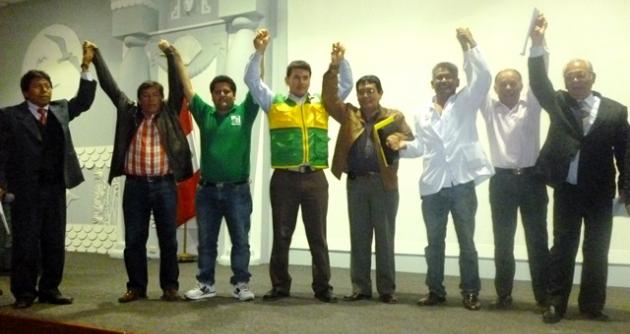 Candidatos que firmaron Acuerdo de Gobernabilidad.