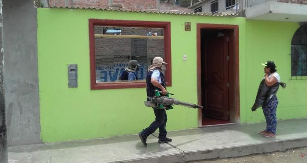 Red de Salud Pacífico Norte continuará realizando labores de fumigación en Coishco.