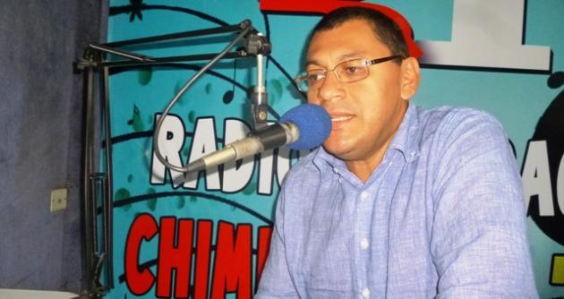 Ricardo Ayllón acompañará al joven escritor Víctor Pasco en la presentación de su primera novela “Color Imposible”, esta noche en la Municipalidad Provincial del Santa.