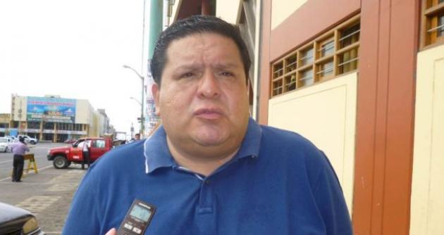 Regidor provincial Roberto Briceño Franco.