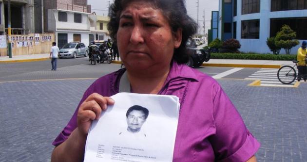 Madre de sordomudo, asesinado en el 2009, denuncia
