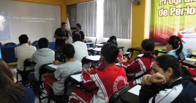 Primer taller de fotografía y redacción periodística para formato digital.