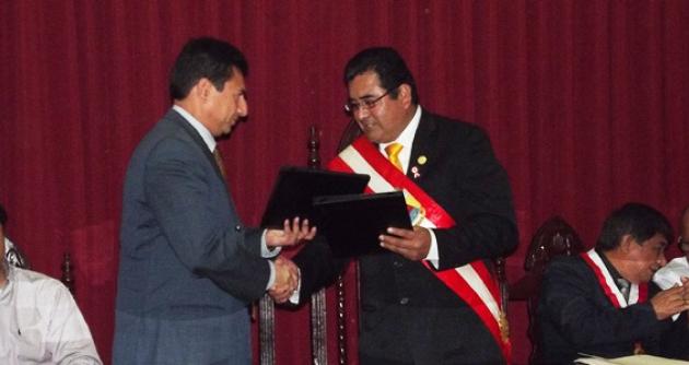 Presidente Regional de Áncash asegura que modernizará el puerto de Chimbote.