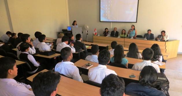 Rectora de la UNS hizo exhortó a los alumnos a elegir con responsabilidad a sus representantes.