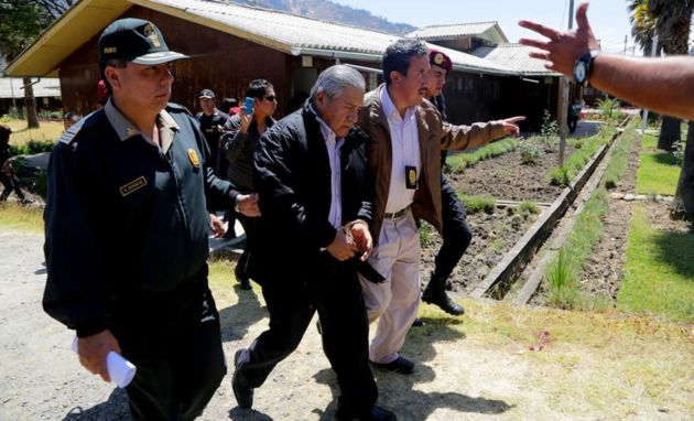 El vacado presidente regional Florencio Roman ya cumple arresto domiciliario en su casa del PP.JJ. El Porvenir. (Foto Visión Informativa)