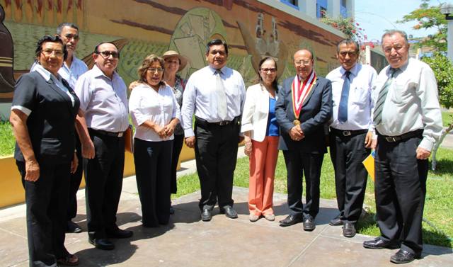 Doctores integrantes del Comité de Ética en Investigación de la USP.