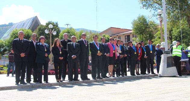 Las principales autoridades civiles, militares y religiosas de la región Áncash participaron del 192 aniversario de titulación de la Ciudad de Huaraz.(Foto Huarazenlinea.com)