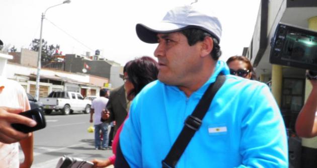 Este es el prontuariado delincuente Ricardo Bracamonte Méndez de 43 “Cachete” que ahora se dedica al "chalequeo" en el sector pesquero.