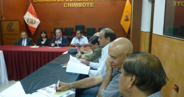 Sólo un consejero regional electo acudió a llamado de sociedad civil.