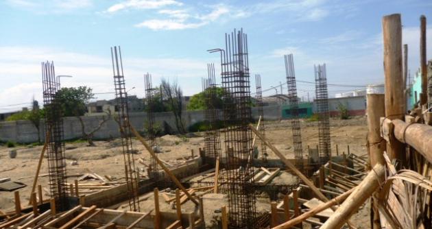 En junio cumple tres años de abandonada la construcción de este colegio de la urbanización El Trapecio