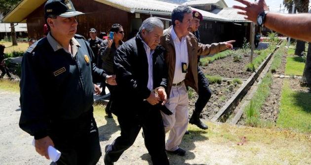 El vacado presidente regional Florencio Roman ya cumple arresto domiciliario en su casa del PP.JJ. El Porvenir. (Foto Visión Informativa)